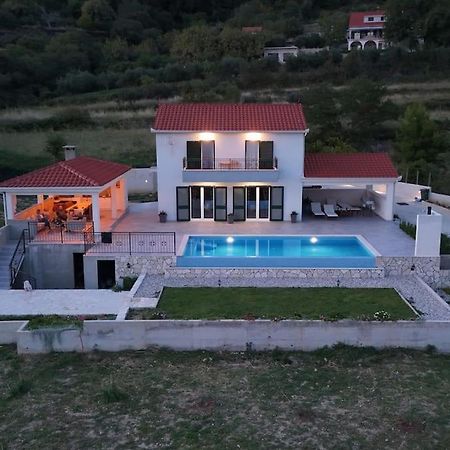 Secluded House - Guaranteed Privacy - Heated Pool Vila Klis Exterior foto
