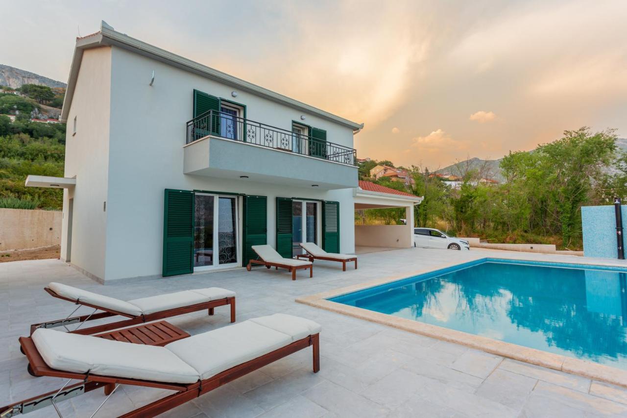 Secluded House - Guaranteed Privacy - Heated Pool Vila Klis Exterior foto