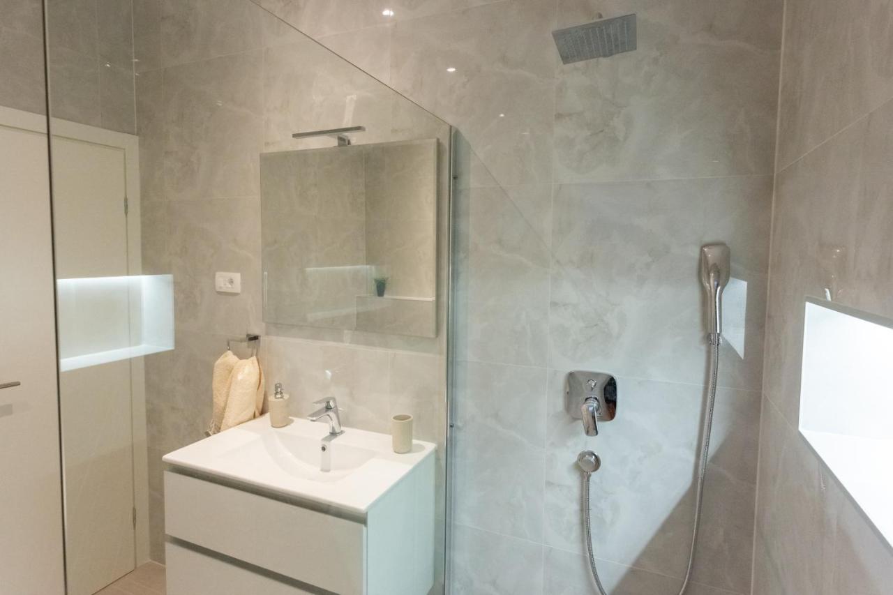 Secluded House - Guaranteed Privacy - Heated Pool Vila Klis Exterior foto