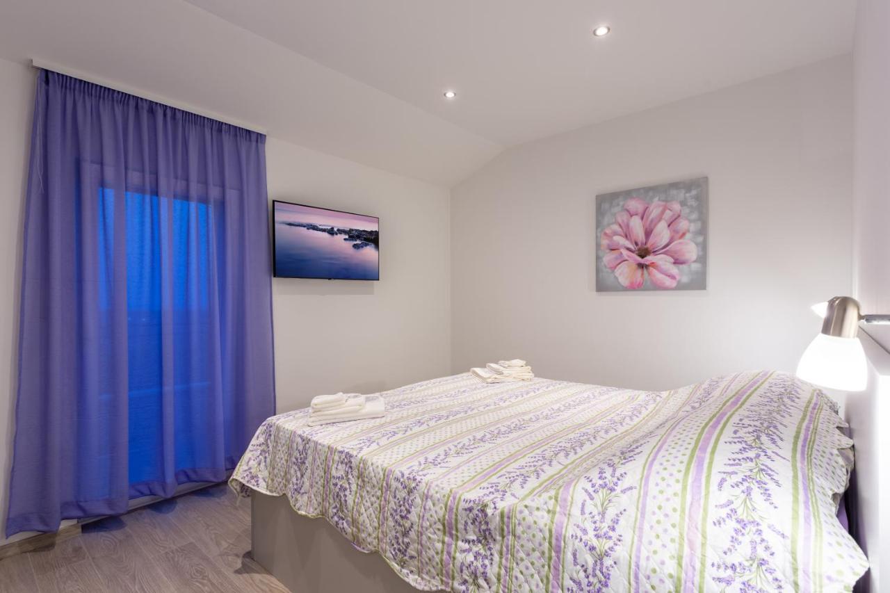 Secluded House - Guaranteed Privacy - Heated Pool Vila Klis Exterior foto