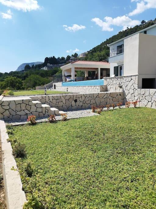 Secluded House - Guaranteed Privacy - Heated Pool Vila Klis Exterior foto